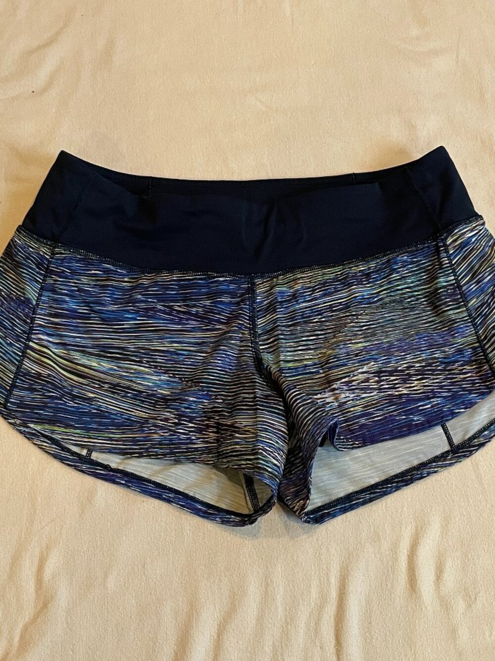 Lululemon Multi-Blue Speed Shorts with Navy Waistband Women’s 4